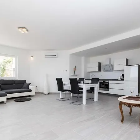 Kuca Apartman Crikvenica